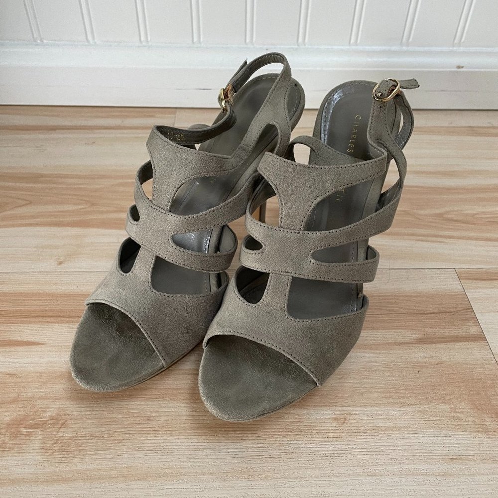Charles & Keith 4" heels size 5.5